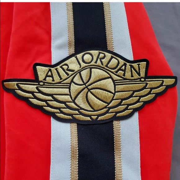 Men Air Jordan Wings Velour Pullover 1/4 Jacket - Picture 5 of 7